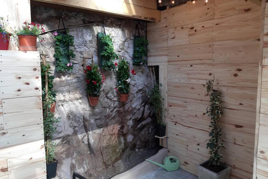 La Petite Maison Dans La Vallee Avallon Eksteriør bilde
